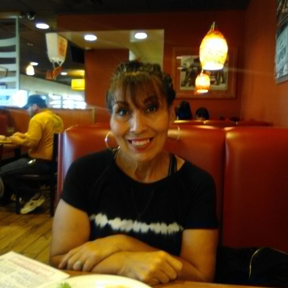 Meet your Posher, Miriam